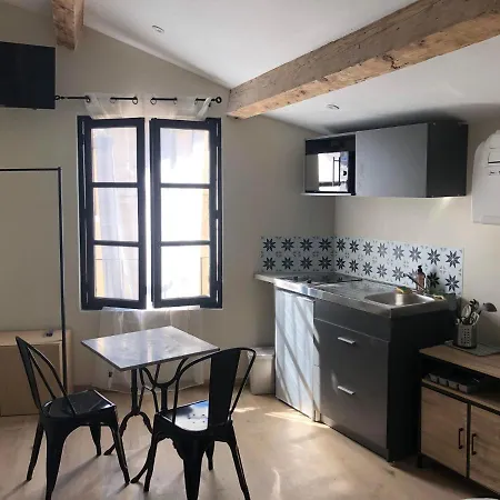 아파트 Arles: De La Place *